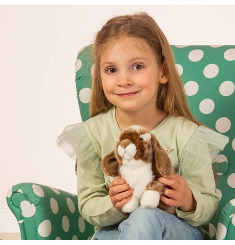 Peluche Lapin Assis Tacheté Marron Foncé Et Blanc - 20 Cm 2 Peluche Lapin Assis Tacheté Marron Foncé Et Blanc - 20 Cm – Image 2